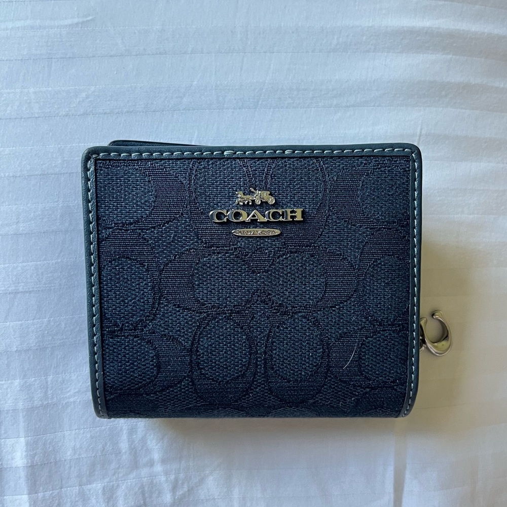 COACH Women’s Snap Tabby Wallet